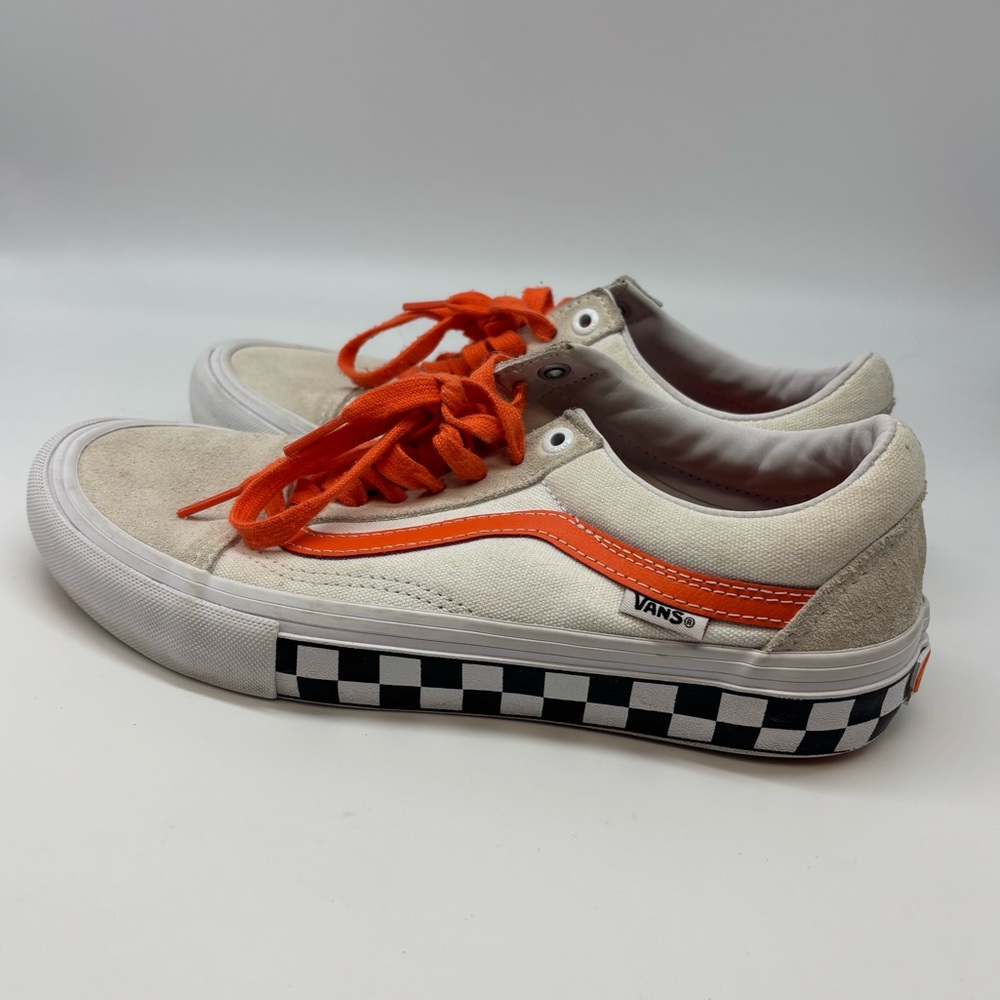 White and orange ultra crush had Vans men’s size 7